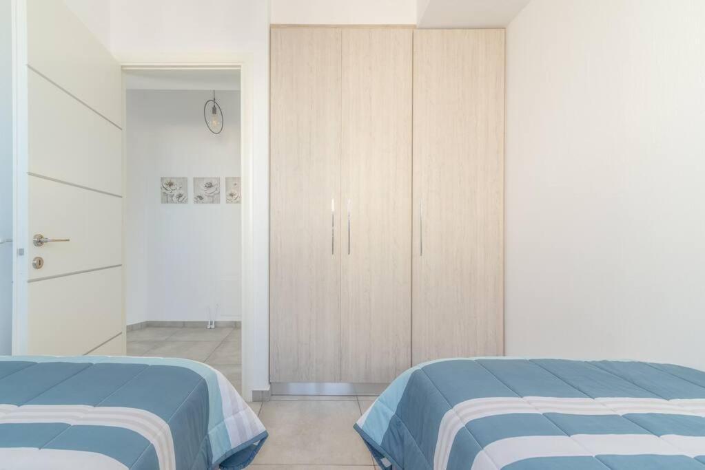 Minoas Apt Next To The Beach Милатос Экстерьер фото